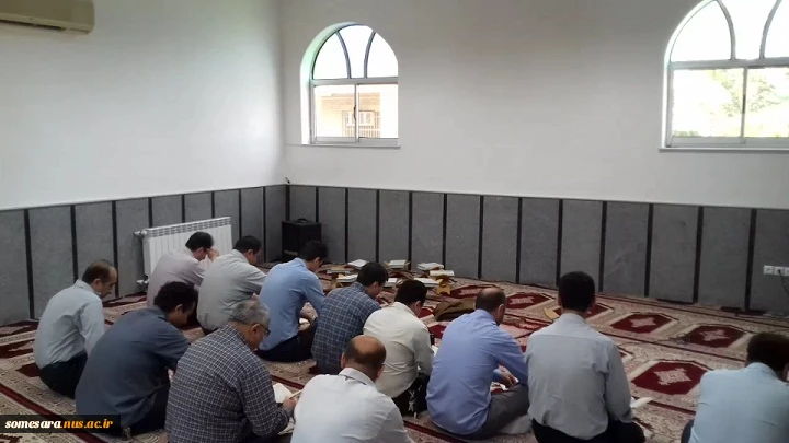 برگزاری مراسم زیارت عاشورا در دانشکده 2