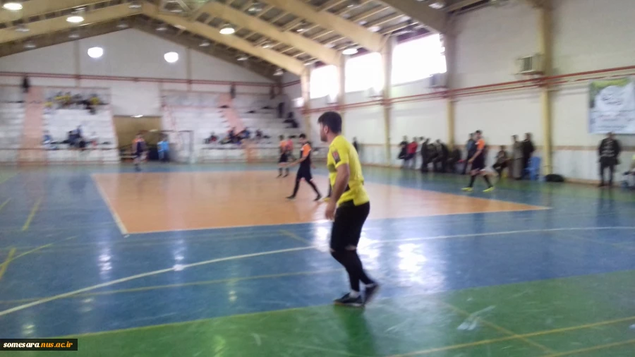 برگزاری مسابقات فوتسال کارکنان در هفته بسیج 7