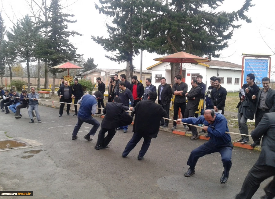 برگزاری مسابقات طناب کشی 3