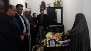 دیدار با خانواده شهدا و تجدید میثاق با آرمان های شهدا 6