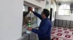 غبارروبی نمازخانه دانشکده توسط همکاران و دانشجویان به مناسبت فرارسیدن ماه مبارک رمضان 5
