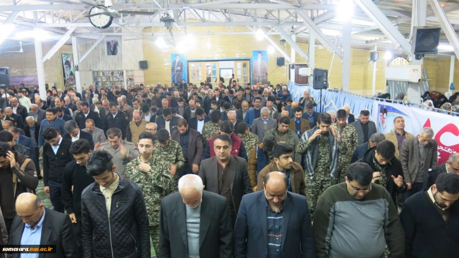 گزارش تصویری حضور پر شور همکاران و دانشجویان بسیجی در نماز جمعه رو 16 آذر  14