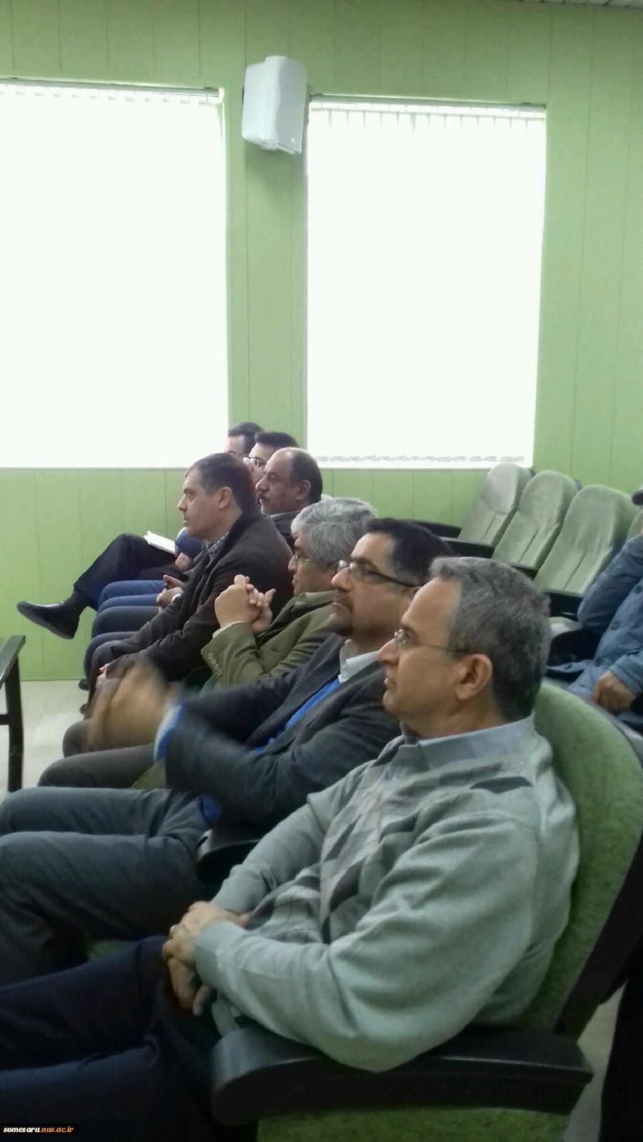 جلسه نقد و بررسی کتاب به مناسبت دهه فجر  17