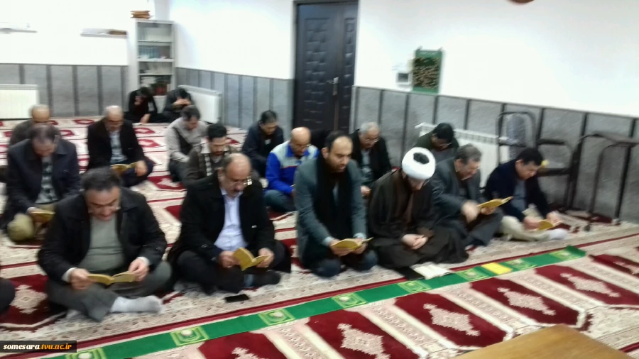 برگزاری مراسم زیارت عاشورا و نشست بصیرتی به مناسبت دهه فجر و ایام فاطمیه 5