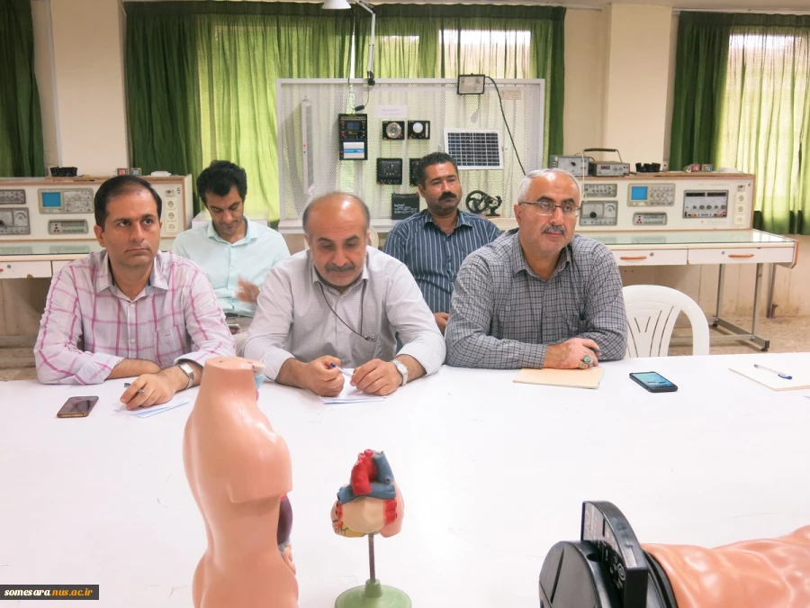 کلاس کارگاهی (عملی) دوره ضمن خدمت هلال احمر دانشکده فنی و حرفه ای صومعه سرا  2