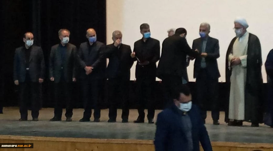 تقدیر از کارمندان نمونه ادارات شهرستان صومعه سرا و کارمندان نمونه دانشکده فنی و حرفه ای صومعه سرا در روز کارمند طی مراسمی در سالن فارابی اداره ارشاد و تبلیغات اسلامی شهرستان صومعه سرا 7