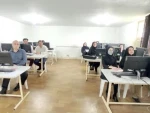 برگزاری دوره های توانمند سازی اساتید گروه کامپیوتر 3